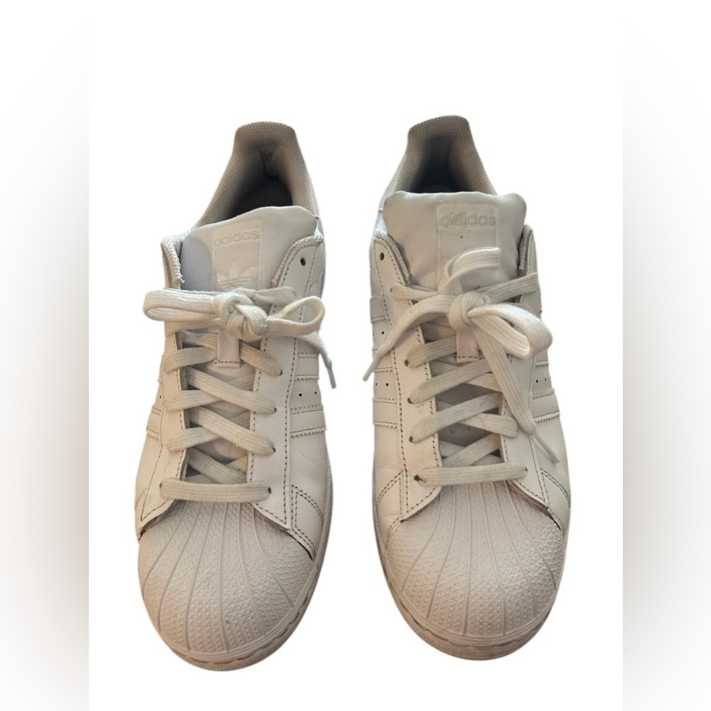 Adidas Superstar White Athletic Casual Shoes Sneakers • Size:  10 1/2 •  Used